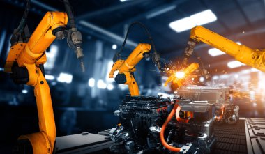 XAI Mekanize Endüstri Robot Kolu fabrika üretim hattına monte edilecek. Sanayi devrimi ve otomasyon üretim süreci için yapay zeka kavramı.