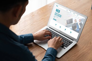 Web sitesi tasarım yazılımı çevrimiçi perakende ticaret ve e-ticaret için model şablonu sağlar