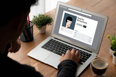 NFT pazarı dijital sanatçının çalışmalarını İnternet ağında satması için mod satış kanalı sağlıyor