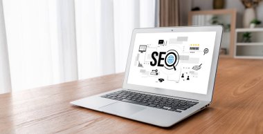 Model e-ticaret için SEO arama motoru optimizasyonu ve bilgisayar ekranında gösterilen çevrimiçi perakende işi