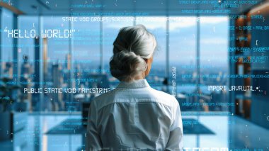 Üst düzey kadın programcı yapay zeka güdümlü pazarlama çözümleri için LISP Açık Robot Hologramı aracılığıyla yazılım analiz ediliyor.