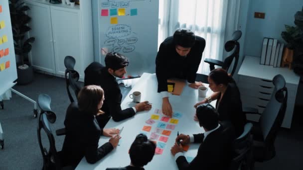 Vista Dall Alto Smart Business Team Idea Brainstorming Scrivendo Appiccicosi — Video Stock