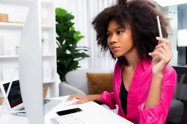 Working African Woman Blogger Concentrated Laptop Screen Serious Face Searching — Stock Photo, Image