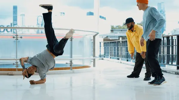 Hipster Perform Break Dance While Friend Encourage Him Mall Diverse — Stock Photo, Image
