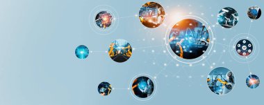 Otomatik yapay zeka endüstrisi robotu ve fabrika üretiminde robot silah montajı. Sanayi devrimi ve otomasyon üretim süreci NLP için yapay zeka kavramı