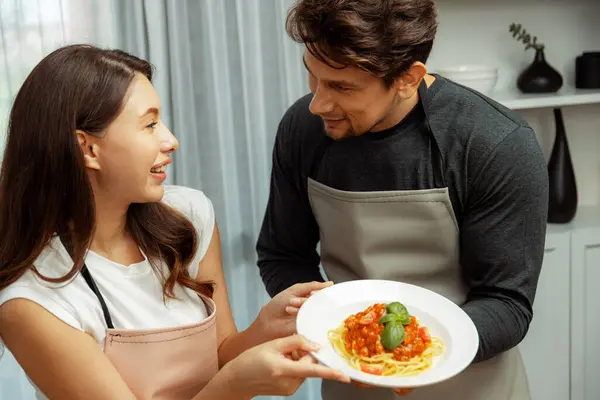 Couple Chef Influencers Completely Cooked Spaghetti Meat Topped Tomato Sauce — Stock Photo, Image