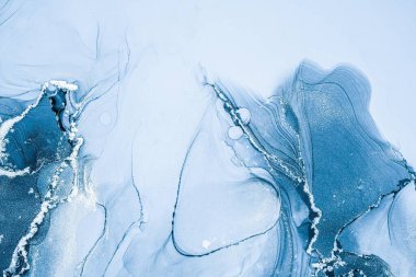 Mermer mürekkep soyut sanatının orijinal resmi. Örnek bir orjinal tablodan yüksek çözünürlüklü fotoğraf. Karargah kağıt dokusuna pürüzsüz mermer desen oluşturmak için soyut resim yapıldı.