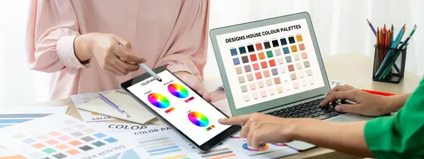Cropped Picture Professional Designer Selects Color Using Color Theory While — Stock Photo, Image