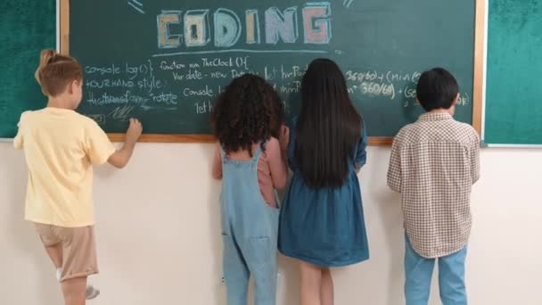 Зворотній Перегляд Розумного Студента Який Пише Інженерне Кодування Підказує Генерує — стокове відео