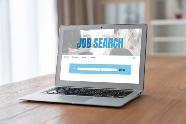 Çalışanların işe alım İnternet ağındaki iş fırsatlarını araması için mod web sitesinde online iş araması