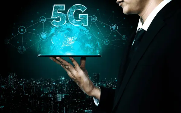 5G通信技術 グローバルビジネスの成長 ソーシャルメディア デジタルEコマース エンターテイメントホームの使用のためのワイヤレスインターネットネットワーク インタビュー — ストック写真