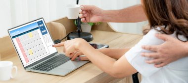 Kişisel düzenleyici ve çevrimiçi iş için mod zamanlama planlaması için bilgisayar yazılım uygulaması takvimiName