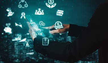 Finans ve Para İşlem Teknolojisi Konsepti. Modern bilgisayar uygulamasında fintech ticaret alışverişini, kar istatistik analizini ve piyasa analisti hizmetini gösteren simgesel grafik arayüzü. uds