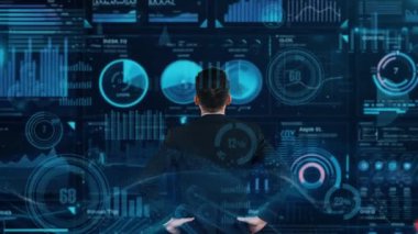 Finansal danışman veya tüccar BI ticari istihbarat veri tablosu ve grafik gösterge paneli ile çalışarak pazarlama stratejisi araştırması için karar veriyor..