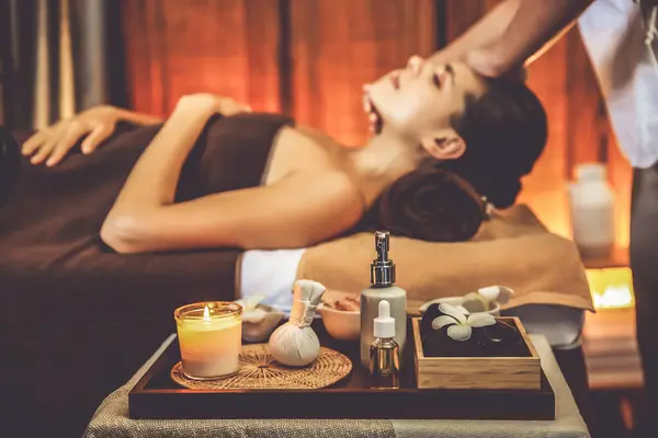 Aromatherapie Massage Ambiente Oder Zusammensetzung Des Wellness Salons Mit Fokus — Stockfoto