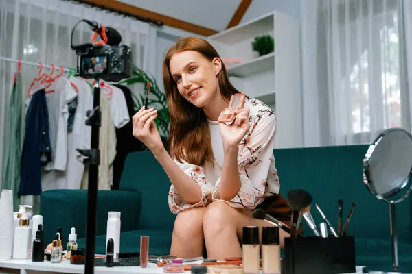 Woman Influencer Shoot Live Streaming Vlog Video Review Makeup Utmost — Stock Photo, Image