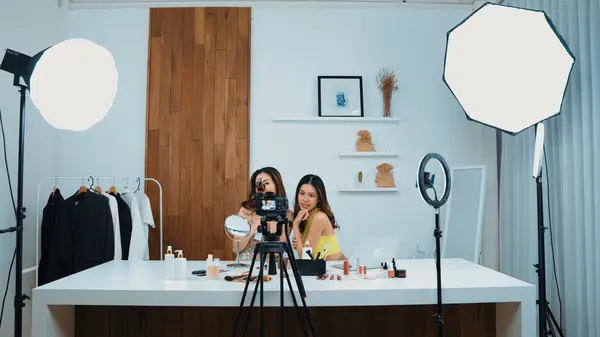 Two Influencer Partner Shoot Live Streaming Vlog Video Review Makeup — Stock Photo, Image