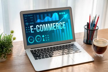 E-ticaret veri yazılımı çevrimiçi perakende şirketine satış analizi için mod gösterge tablosu sağlar