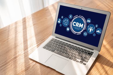 CRM işletme ve işletme için modern bilgisayarda müşteri ilişkileri yönetim sistemi