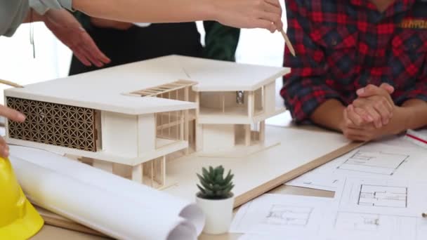 Lassú Mozgás Otthoni Tervező Segítségével Építészeti Berendezések Felülvizsgálata Mérésére Építészeti — Stock videók