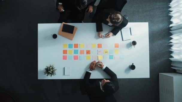 Time Lapse Professional Business People Write Share Idea Πολύχρωμες Αυτοκόλλητες — Αρχείο Βίντεο
