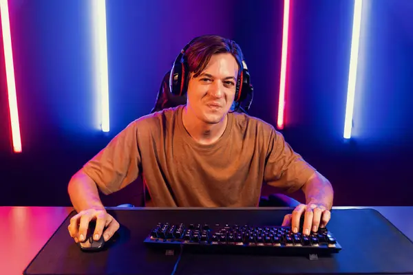 Host Channel Gaming Smart Streamer Playing Online Game Winner Wearing — Stock Photo, Image