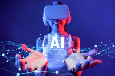 Yapay zeka mühendisliği, büyük veri ve yapay zeka makinesi kavramında yapay zeka beyin işlemcisiyle iş desteği için üretken yapay zeka kullanmayı öğrenen insan etkileşimi. Faas