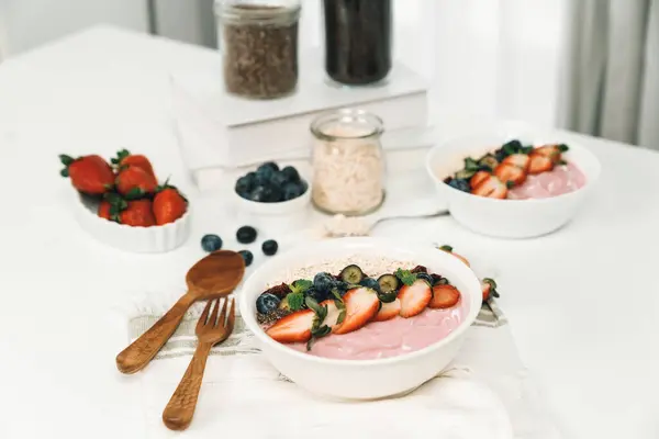 Presented Fruits Putting Yogurt Toppings Strawberry Berry Oats Raisins Chia — Stock Photo, Image