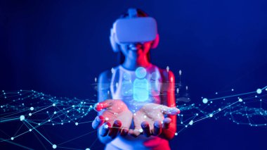 İş adamı ağ kurar, değerli bağlantılar kurar. Profesyonel ağı ve fırsatları genişletmek için etkili insanlar ağ stratejileri geliştiriyor.