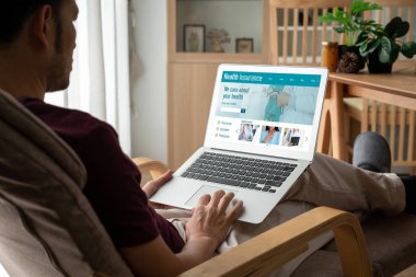 Kolay form doldurma için sağlık sigortası web sitesi mod kayıt sistemi
