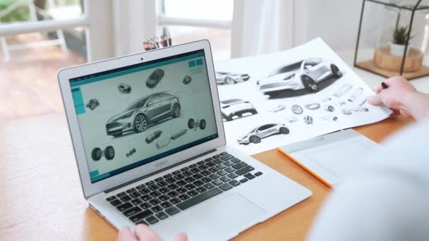 Araba Tasarım Mühendisi Otomobil Işi Için Otomobil Prototipini Ofisinde Analiz — Stok video