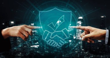 Siber Güvenlik ve Dijital Veri Koruma Konsepti. Simge grafik arayüzü çevrimiçi veri erişimi savunması için güvenli güvenlik duvarı teknolojisi olduğunu gösteriyor..