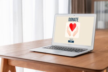 Çevrimiçi bağışta bulunma platformu insanlara internet üzerinden transfer etmeleri için modem para gönderme sistemi sunuyor