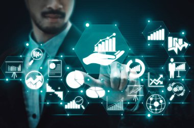 İş ve Finans Konsepti Veri Analizi. Dijital iş stratejisi için gelecekteki kar analitik bilgisayar teknolojisini, çevrimiçi pazarlama araştırma ve bilgi raporunu gösteren arayüz. uds