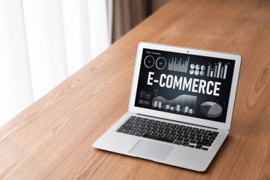 E-ticaret veri yazılımı çevrimiçi perakende şirketine satış analizi için mod gösterge tablosu sağlar