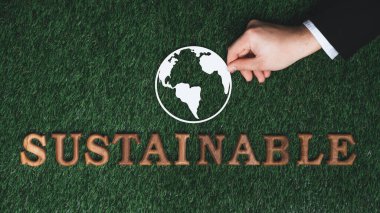 Çevresel sürdürülebilir ve çevreci farkındalık kampanyası, mesaj ile birlikte, el ile düzenlenmiş biyofilik yeşil arka planda sürdürülebilir. Çevre dostu enerji sürdürülebilirliği teşviki. Döngü