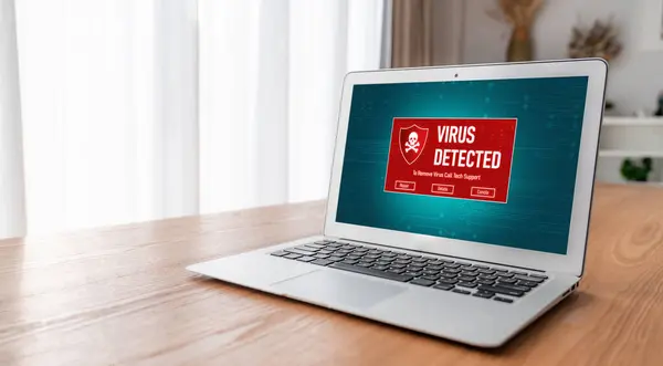 Virusadvarsel Computerskærmen Opdaget Modish Cyber Trussel Hacker Computervirus Malware Royaltyfrie stock-fotos