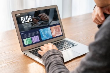 blogging concept, web blog Social Media Information network snugly. social media online content, freelance worker, working online, content creator, blogger, website, reading blog online on computer