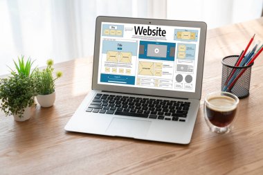 Web sitesi tasarım yazılımı çevrimiçi perakende ticaret ve e-ticaret için rahat bir şablon sağlar