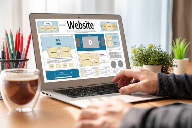 Web sitesi tasarım yazılımı çevrimiçi perakende ticaret ve e-ticaret için rahat bir şablon sağlar