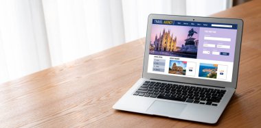 Model arama ve seyahat planlama için internet sitesi uçuş, otel ve tur rezervasyonları için anlaşma ve paket sunuyor