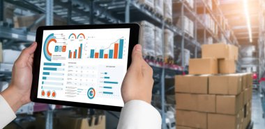 İş veri paneli, pazarlama stratejisi planlaması için iş zekası analizi sunar. Müşteri taleplerini analiz etmek ve iş dünyasının geleceğini önceden görmek için büyük veriler sunulur.