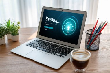 Yedek Depolama Verisi İnternet Teknolojisi İş Konsepti. Veritabanı depolama teknolojisi dosya aktarım paylaşımı, siber, büyük veri bilgileri, internet bankacılığı uygulaması indirme işlemi kolayca yapılır