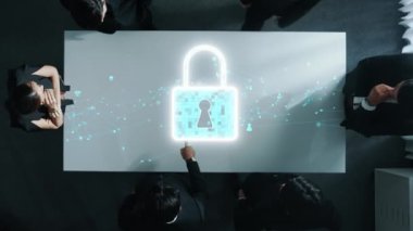 Teknoloji gizlilik koruması hologramı ile siber güvenlik programının beyin fırtınası yapan yetenekli iş adamları. Akıllı takım lideri güvenlik ağı stratejisi planlıyor. Müdürlük.
