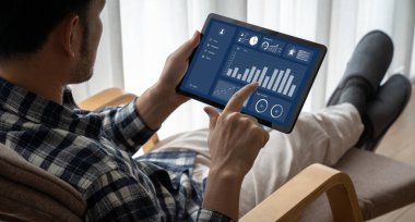 İş veri paneli pazarlama stratejisi planlaması için mod ticari zeka analizi sağlar