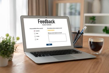 Müşteri geribildirim ve şirket işleri için mod bilgisayar yazılımı analizi