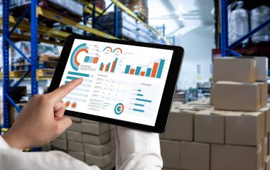 İş veri paneli, pazarlama stratejisi planlaması için iş zekası analizi sunar. Müşteri taleplerini analiz etmek ve iş dünyasının geleceğini önceden görmek için büyük veriler sunulur.