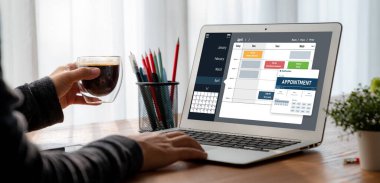 İnternet sitesindeki modish regrition için çevrimiçi aplikasyon rezervasyon takvimi
