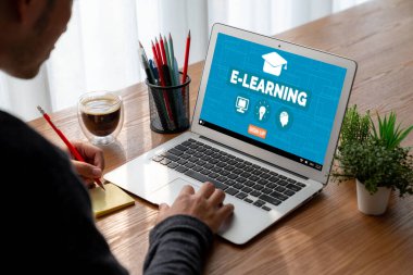 Öğrencilerin internet ağında çalışabilmeleri için mod yazılımlı e-öğrenme web sitesi