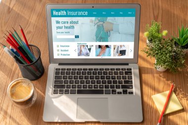 Kolay form doldurma için sağlık sigortası web sitesi mod kayıt sistemi